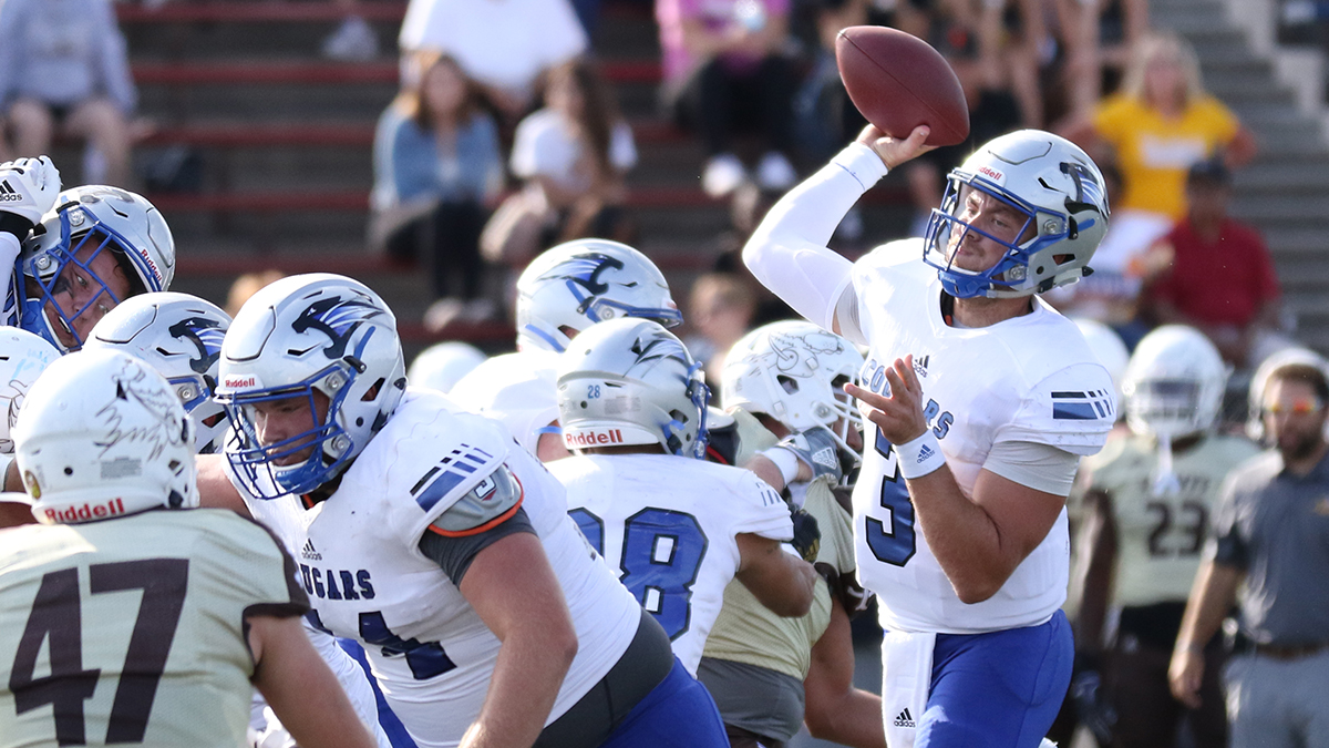 No. 9 Cougars Open 2021 Season by Upending Taylor Trojans 24-10