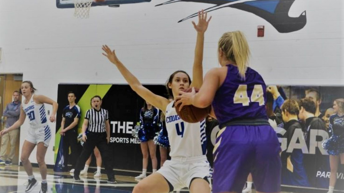 Stellar Second Half Propels Lady Cougars Over Maple Leafs