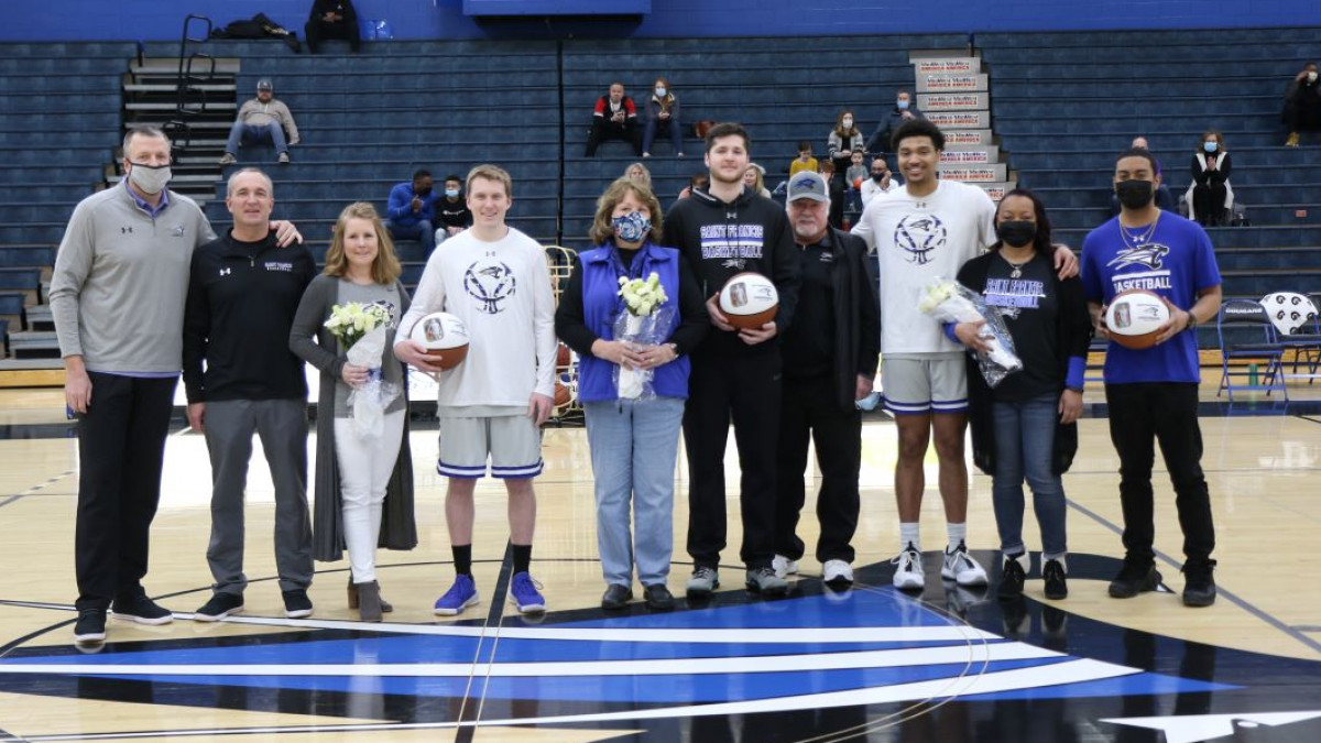 RV Cougars Celebrate Senior Day by Upending Taylor Trojans