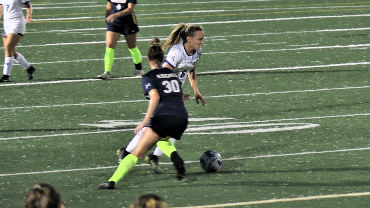 No. 4 Spring Arbor Proves Too Strong Against Cougars