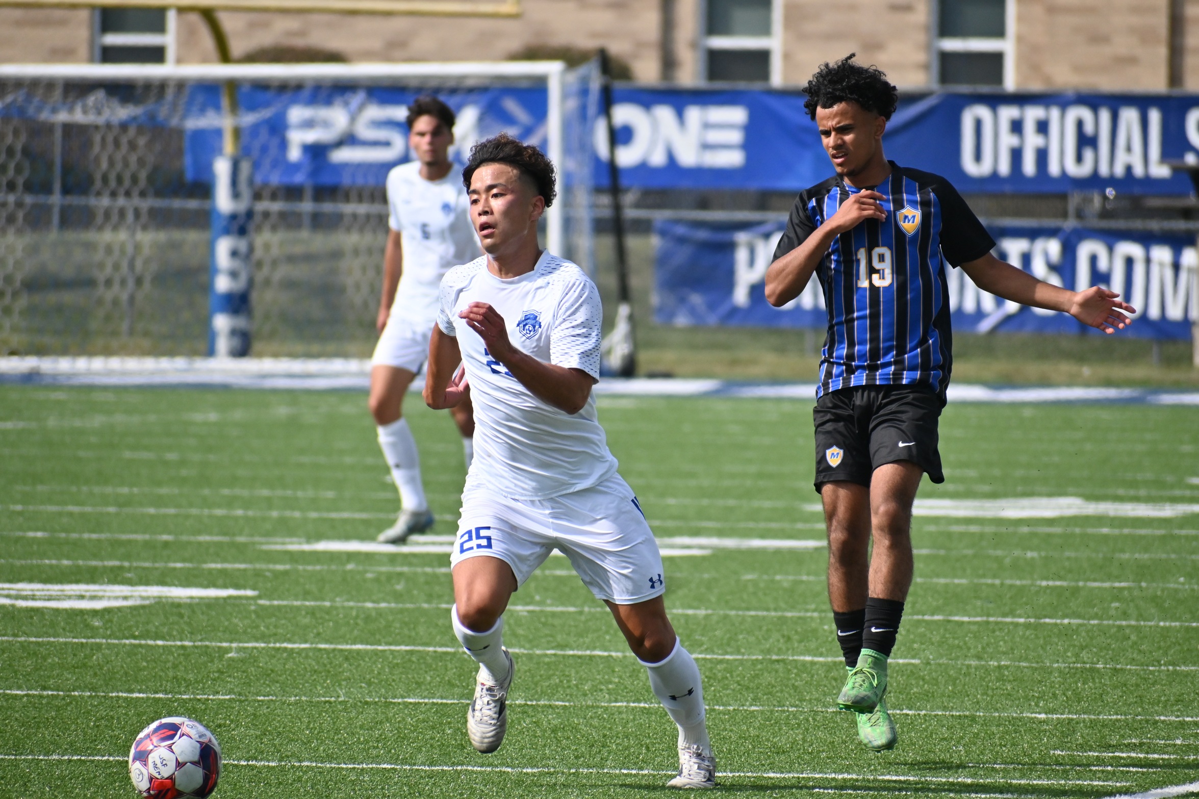 Cougars Drop League Opener to Lancers
