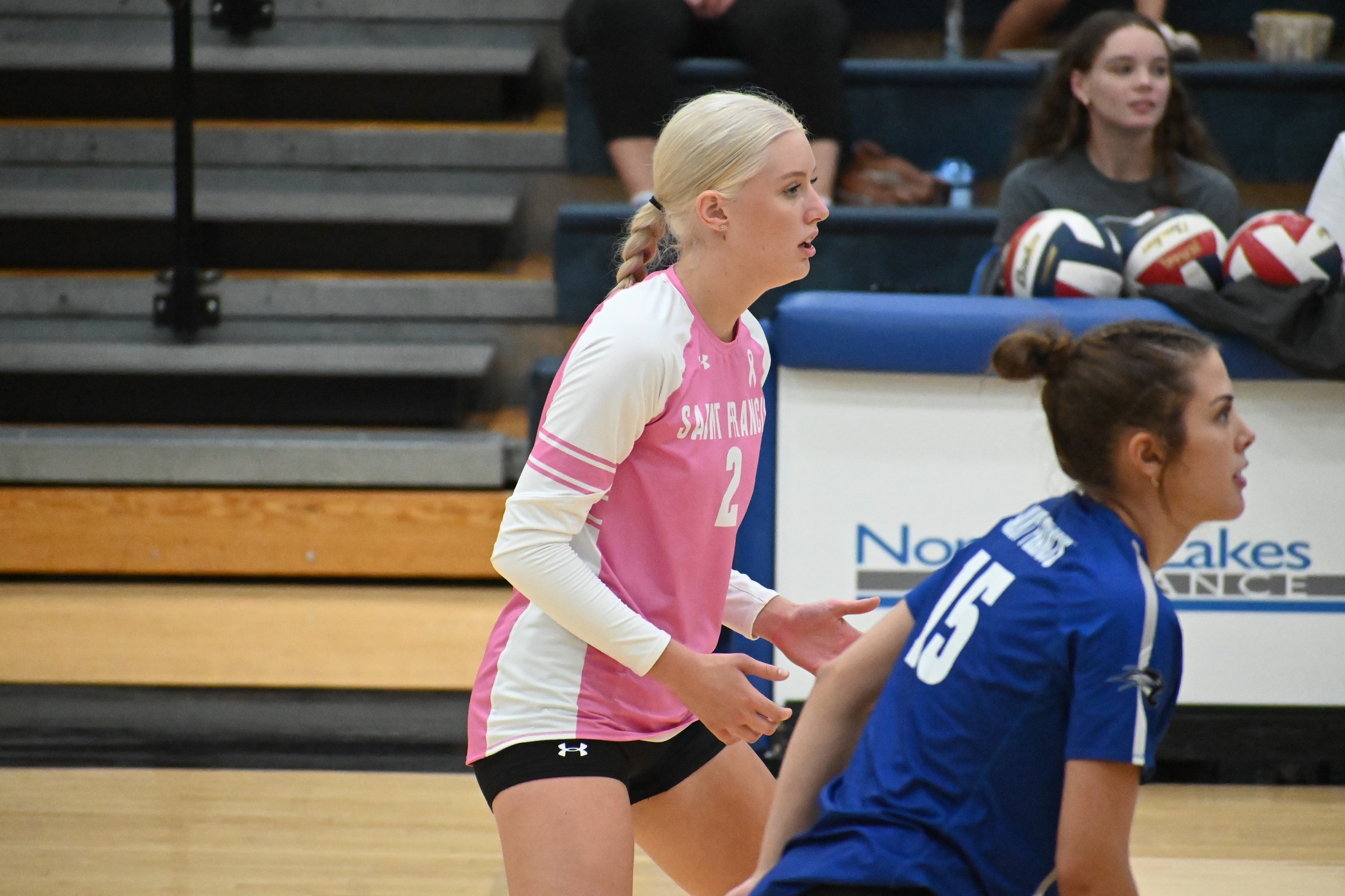 Sweeney Passes 1,000 Career Digs as Cougars Battle #22 Trojans
